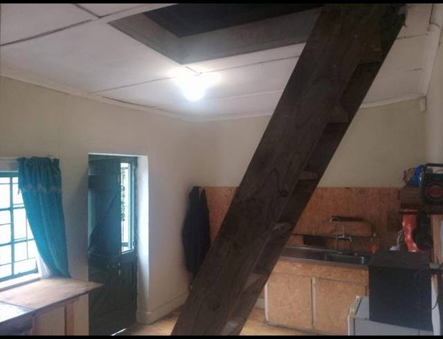 3 BEDROOM HOUSE FOR SALE IN GRABOUW CENTRAL